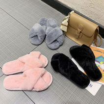 지니홀딩스 럭셔리 퍼 슬리퍼 방한슬리퍼 밍크 털 슬리퍼 룸슈즈 거실화 실내화 겨울슬리퍼