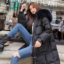 풍성한 털후드가 포인트인 덕다운 오리털 롱패딩