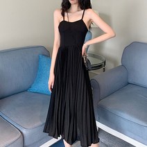 잇츠스타일 여성 플리츠 주름 블랙 뷔스티에 슬립 페미닌 나시 미디원피스