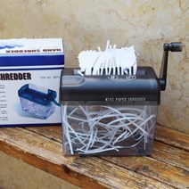 Mini Manual Shredder Portable A6 Hand Paper Cutting Shredder Strip-cut Machine Office Teaching Suppl, 01 Black