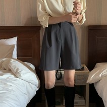 쥬쥬렐라 니드 4부 핀턱 와이드 버뮤다 팬츠