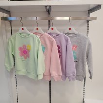 래핑차일드 부평점 컬러가 바뀌는 스팽글티셔츠! 스팽글 플라워 맨투맨 83129-332-70LHC
