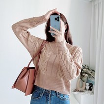 안드라 브이넥 꽈배기 니트