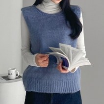 라운드 앙고라 기모 니트 베스트