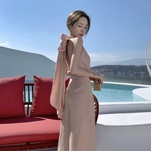 오프숄더 홀터넥 슬림 점프슈트 하늘비즈 C11 U815Y060