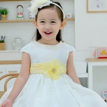 헤라 아이보리 돌드레스