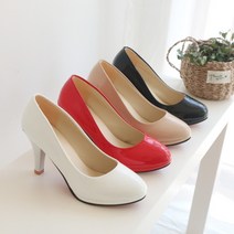 에나멜 라운드 여성 구두 펌프스 8.5cm