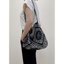 반다나 페이즐리 휴대용 슬림 에코백