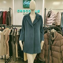크로커다일레이디 편하게 입을 수 있는 테일러드 카라 알파카 모직 코트 반코트 뉴코아 인천점