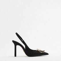 ZARA 블랙 스틸레토 힐 2022년 봄신상 스트랩샌들