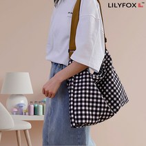 릴리폭스 여름 연예인 송혜교 손예진 공효진 명품 에코백
