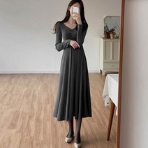 [랜덤플레이] 시크 넥 라인 셔링 원피스