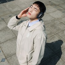 베이직 미디움 로고 레터링 바람막이홑겹 BOS L.Beige