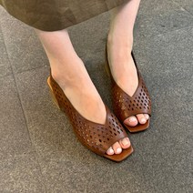 더옷장 베이즈 메쉬스트랩샌들(5cm)
