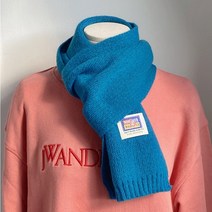 에브리테일 키치 니트 숏 머플러 레터링 패치 목도리