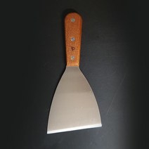 델키 우든 삼각헤라, 1개