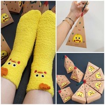 겨울양말 답례품 출산양말 크리스마스선물 케이스포함 캐릭터양말 예쁜양말 캐릭터수면양말 여성 귀여운양