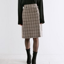 LOYELL 6버튼 언발 웜 체크 치마 미드컷