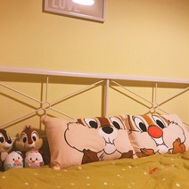 디즈니 칩앤데일 베개커버
