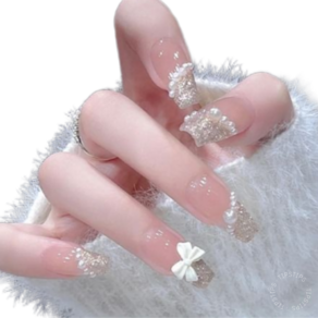 네일 스티커 젤 프렌치 사용 모습