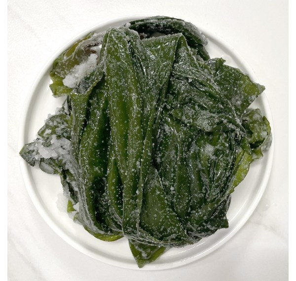 싱싱한 제주산 쇠미역 4kg: 푸짐한 양과 최고의 품질을 만나보세요!
