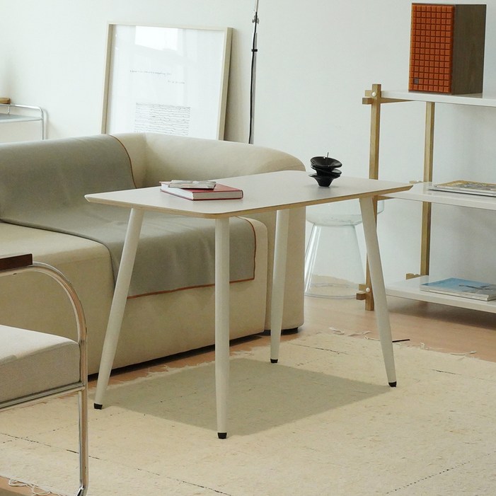 슈에뜨메종 HPM 자작나무 라운드 낮은 식탁 1000 x 500 mm