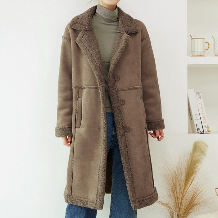 양털배색 버튼 무스탕 코트FB51911MU0608D