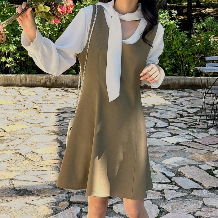 로로텐 플레어 뷔스티에 미니 원피스 U넥 여성 빅사이즈