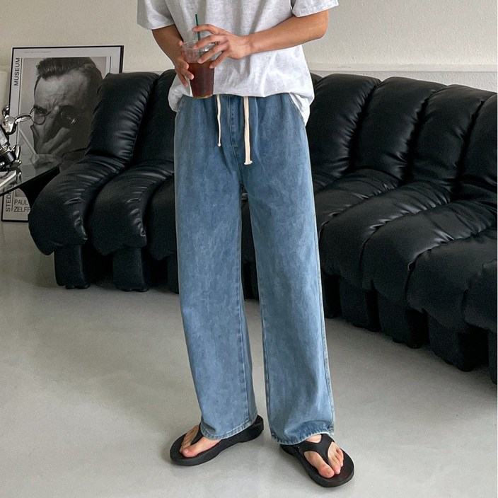 남자 밴딩 와이드 청바지 데님팬츠 사계절 봄 여름 가을 블랙진 연청 남자 밴딩 와이드 청바지 데님팬츠 사계절 봄 여름 가을 블랙진 연청