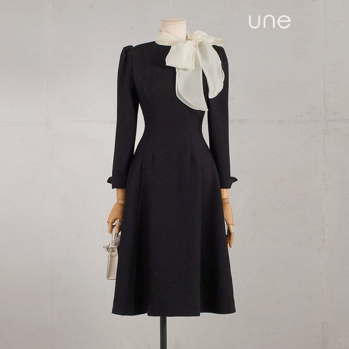 윈(une)[77까지]테리텍스처 엘레강스넥원피스