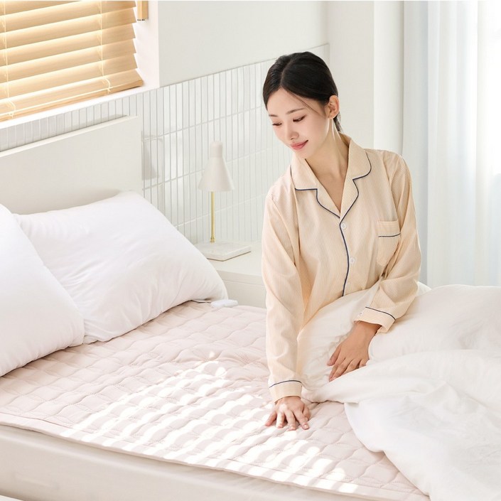 한일의료기 25년형 전자파없는 EMF 카본 전기장판, 베이지, 싱글/슈퍼싱글