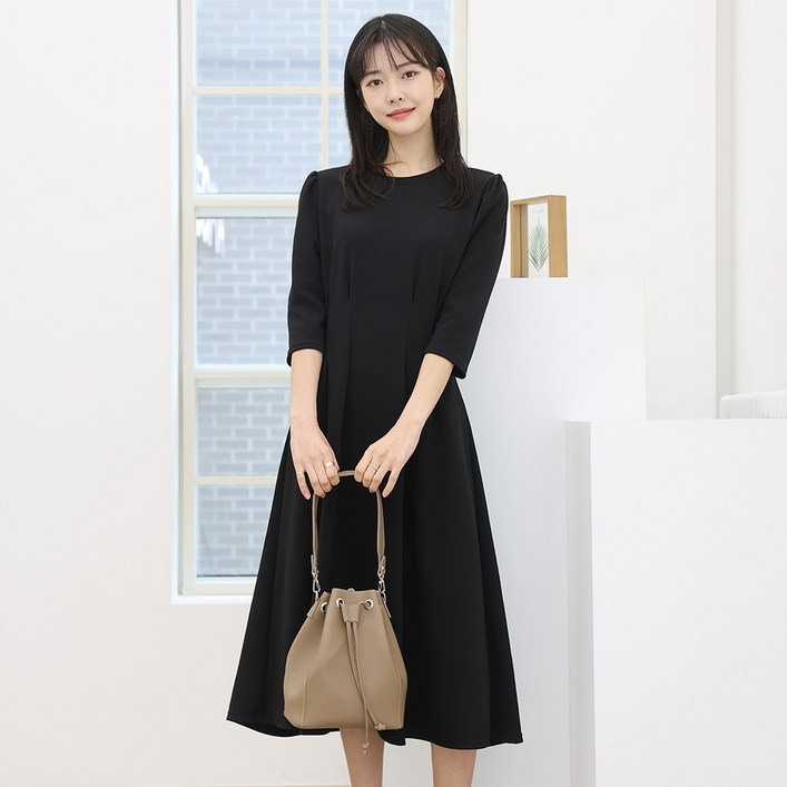 프롬코 여성 7부소매 블랙 핀턱 롱 원피스 FRC180 프롬코 여성 7부소매 블랙 핀턱 롱 원피스 FRC180