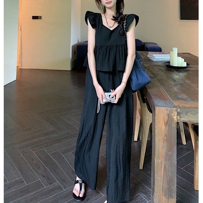 모몰라티 브이넥 민소매 티셔츠  밴딩 와이드 팬츠 세트