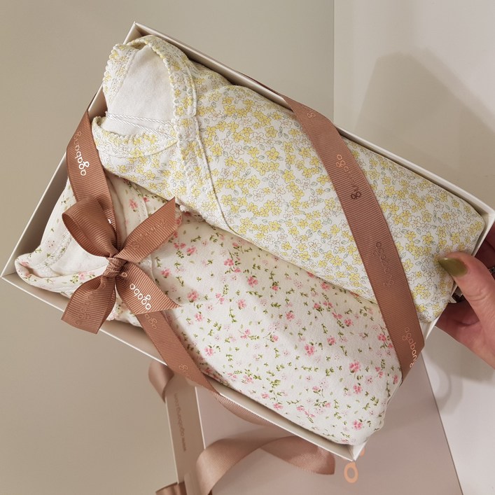 아가방 베이비페어 신생아 배내가운 우주복 무형광 면 꽃무늬 배내복 출산 선물세트 쇼핑백포함 신생아 병원갈때 입는 외출복 추천