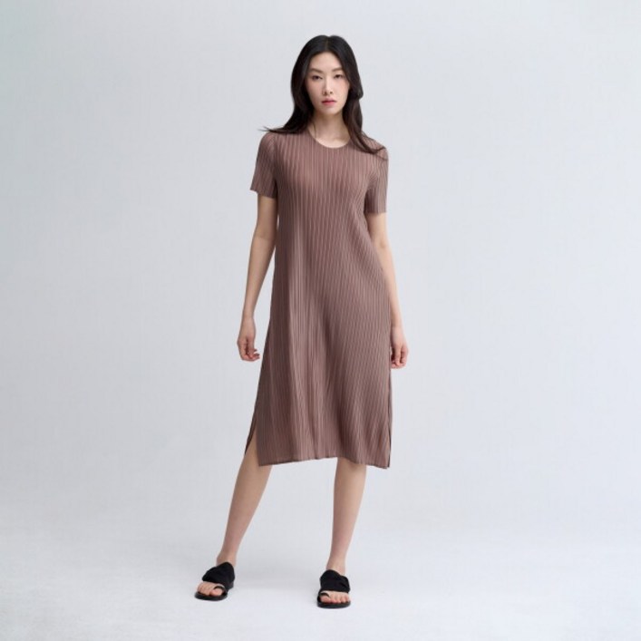 플리츠미 A라인 폴딩 라운드넥 숏 슬리브 원피스EPOPM225025