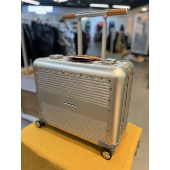 로우로우 ALUMINIUM 50L 기내용 캐리어 (RTR5003SIZF)