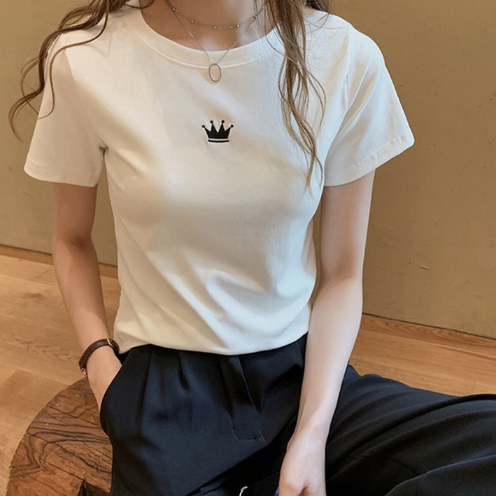 구디프 여성용 퀸크라운 라운드 반팔 기본 티셔츠 구디프 여성용 퀸크라운 라운드 반팔 기본 티셔츠