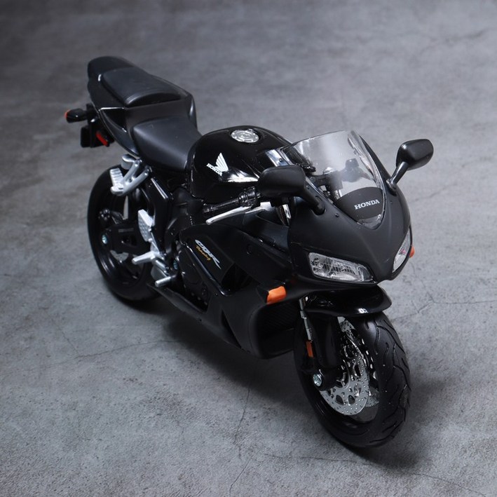 마이스토 112 다이캐스트 오토바이모형 바이크피규어, 혼다 CBR 1000 RR, 1개 마이스토 112 다이캐스트 오토바이모형 바이크피규어, 혼다 CBR 1000 RR, 1개