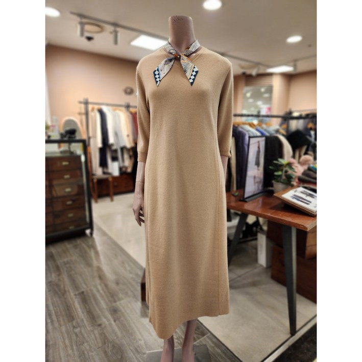 BCBG 올앤선드리 프린세스 V넥 OPS  A4S2K603  72   MBEIGE