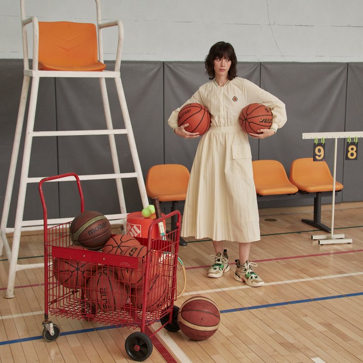 쥬시쥬디 J밴딩 포인트 반집업 원피스  JXOP121D