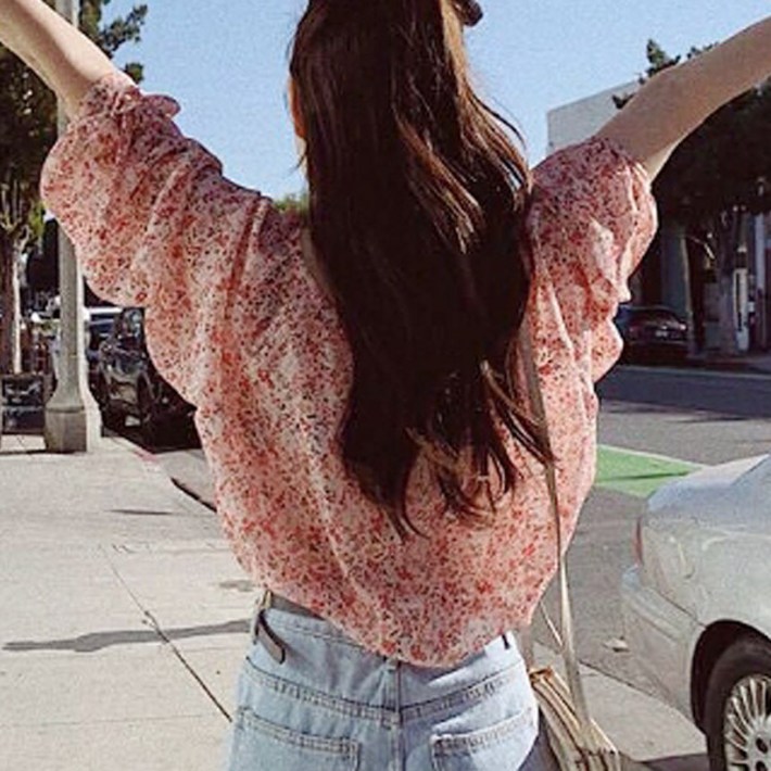 쉬블림로브 여성 플라워 패턴 스트링 나들이 피크닉 블라우스 GW1158