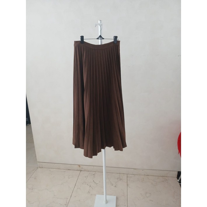 중고 022 빈폴 스웨이드 플리츠 롱스커트 55 NB11101 중고 022 빈폴 스웨이드 플리츠 롱스커트 55 NB11101