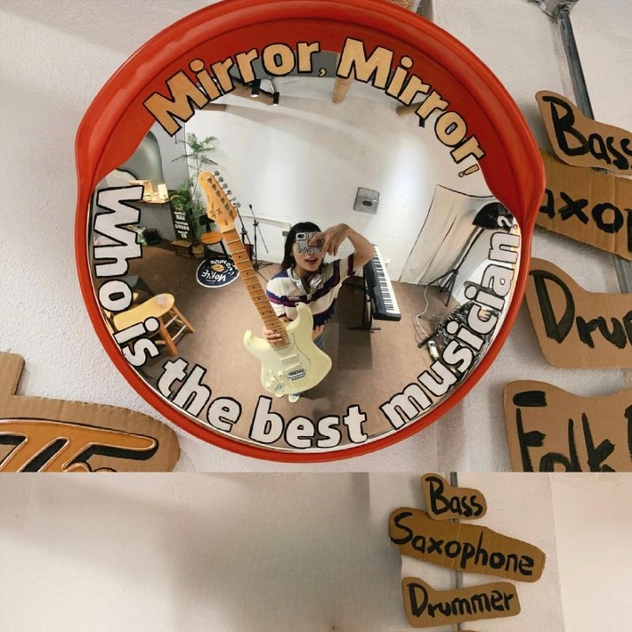 볼록거울 포토존 카페 매장 인테리어 벽거울 반사경 45cm