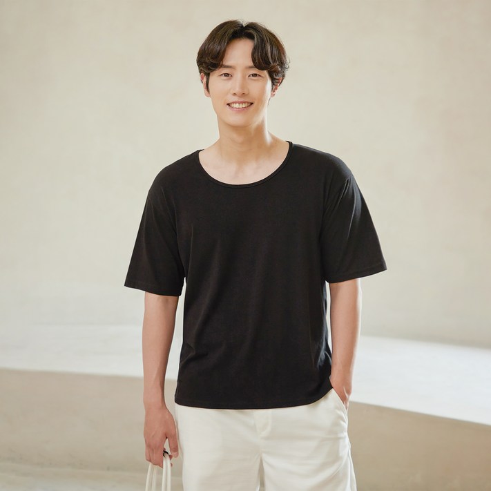 플레이즈 남성용 실키스판 U넥 반팔 티셔츠 플레이즈 남성용 실키스판 U넥 반팔 티셔츠