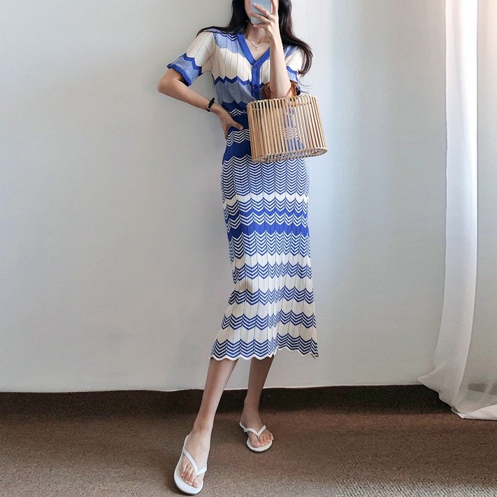 요시아나 당일발송 블루라인 에스닉 물결패턴 니트 투피스 요시아나 당일발송 블루라인 에스닉 물결패턴 니트 투피스