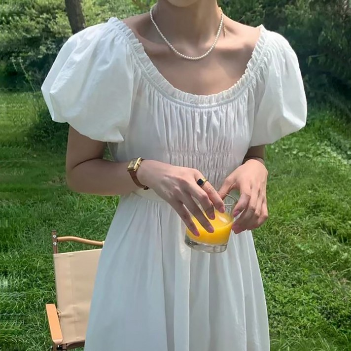 러블리여신룩셔링 퍼프소매 밴딩원피스