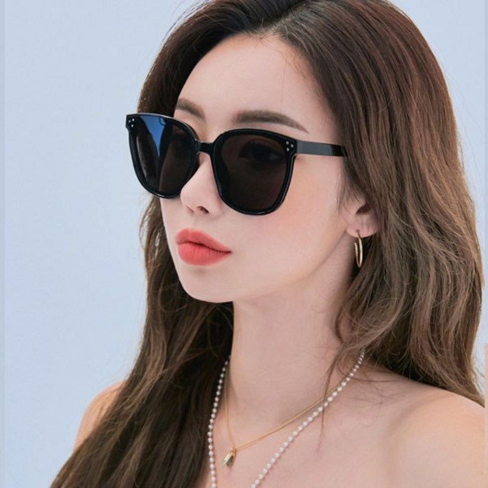 멜라크메 남여공용 빅 오버 캣츠 블랙 선글라스 멜라크메 남여공용 빅 오버 캣츠 블랙 선글라스
