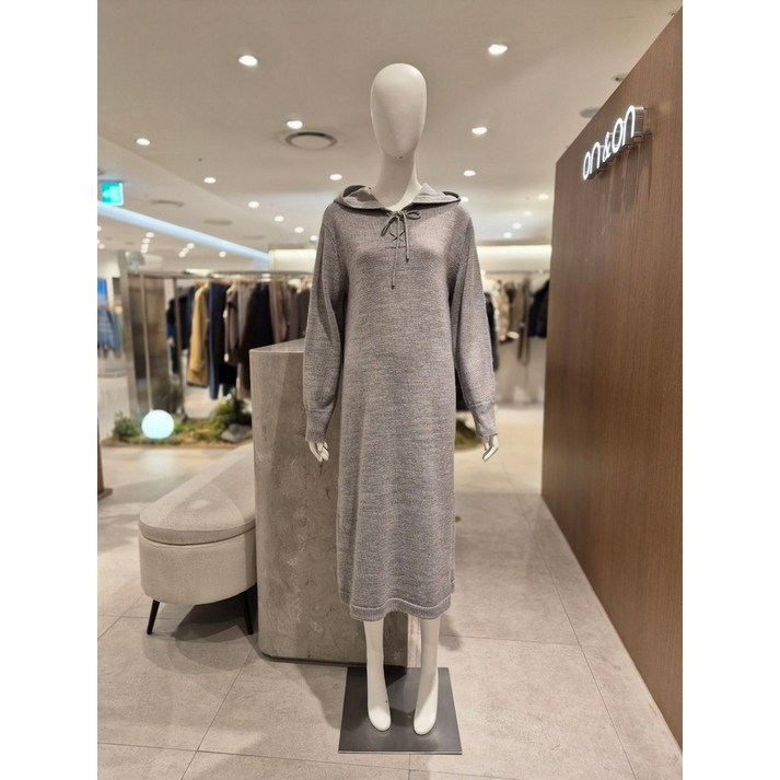 100정품 온앤온 여성 니트 NJK4WOC12 후드넥 원피스 인기템 모임 정장