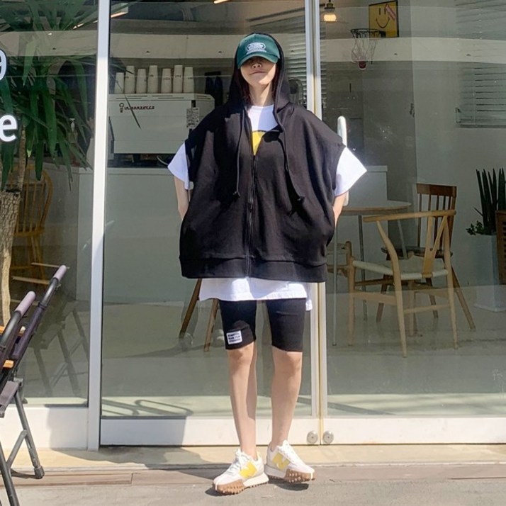 애플망고옷장 간절기 빅사이즈 반팔후드집업 오버핏 남녀공용 민소매 조끼 후드티 애플망고옷장 간절기 빅사이즈 반팔후드집업 오버핏 남녀공용 민소매 조끼 후드티