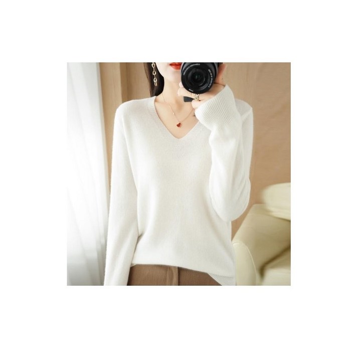 러브지아 여성 부드러운 브이넥 니트티